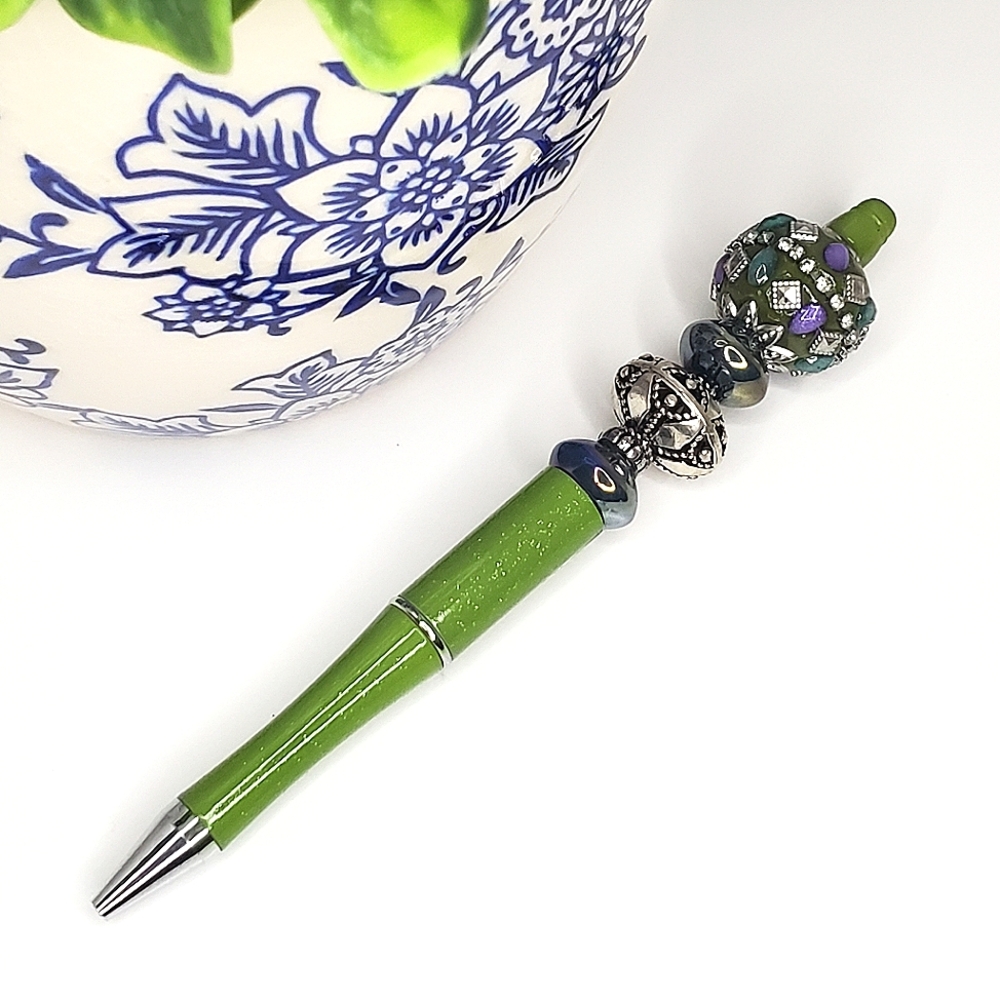 CHARTREUSE Beaded Pen